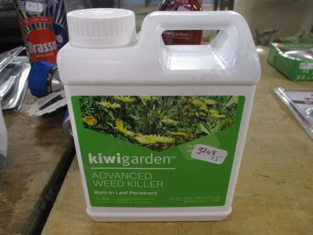 Weed killer Image 1++